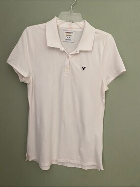 🪅10 for $30🪅 American Eagle Outfitters women’s Polo white with logo - Large